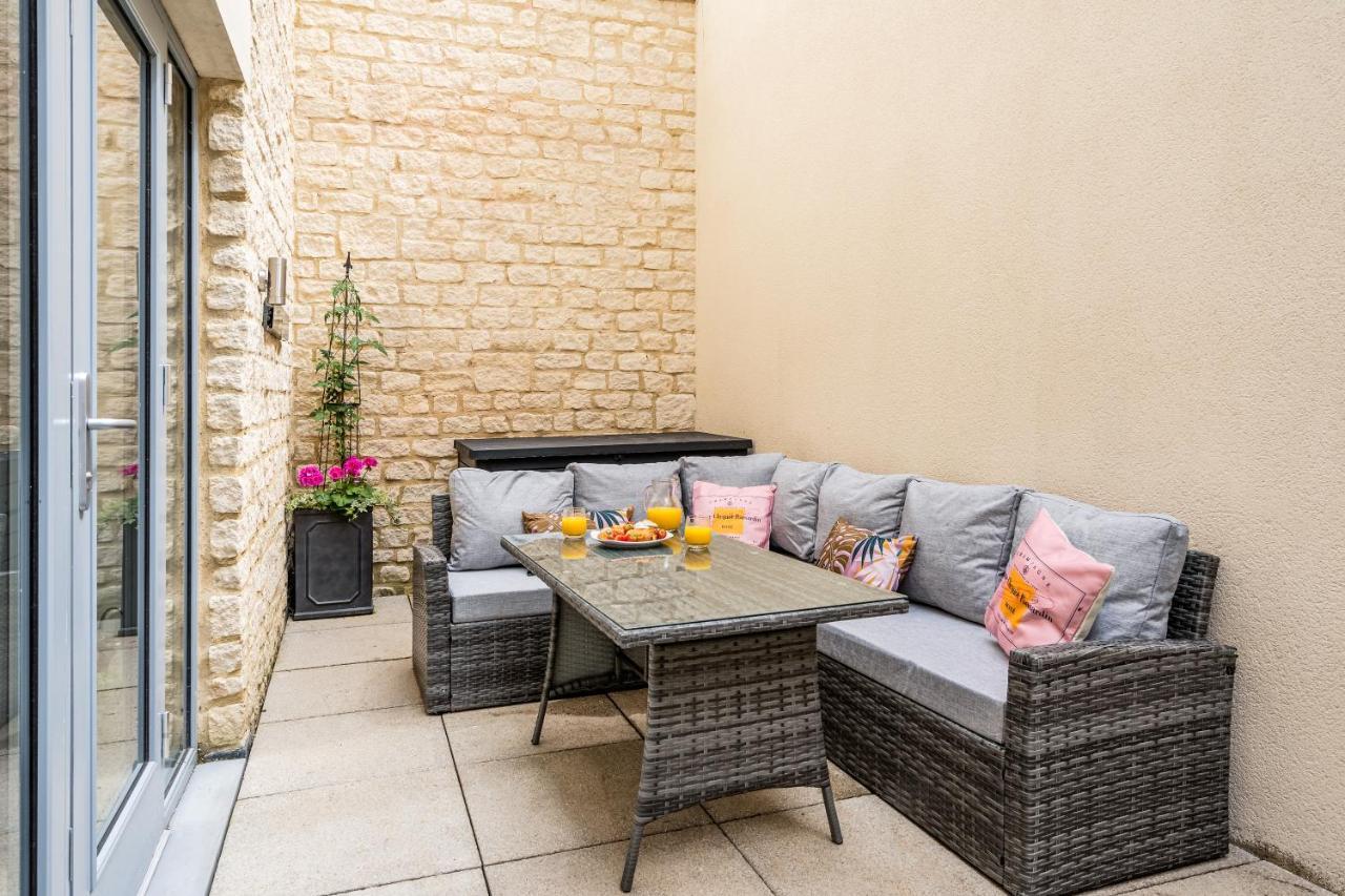 Corner House Villa Bath Dış mekan fotoğraf